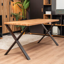 solidny stół dębowy