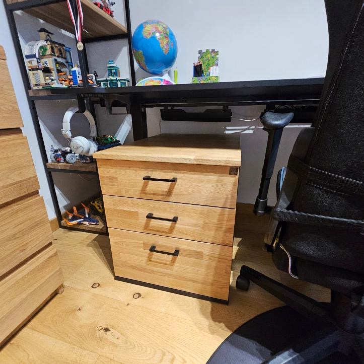 Image #3 from Emila TS.