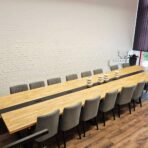 conference_table_18_people