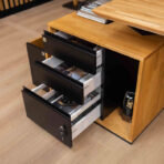 kontenerek drewniany do gabinetu