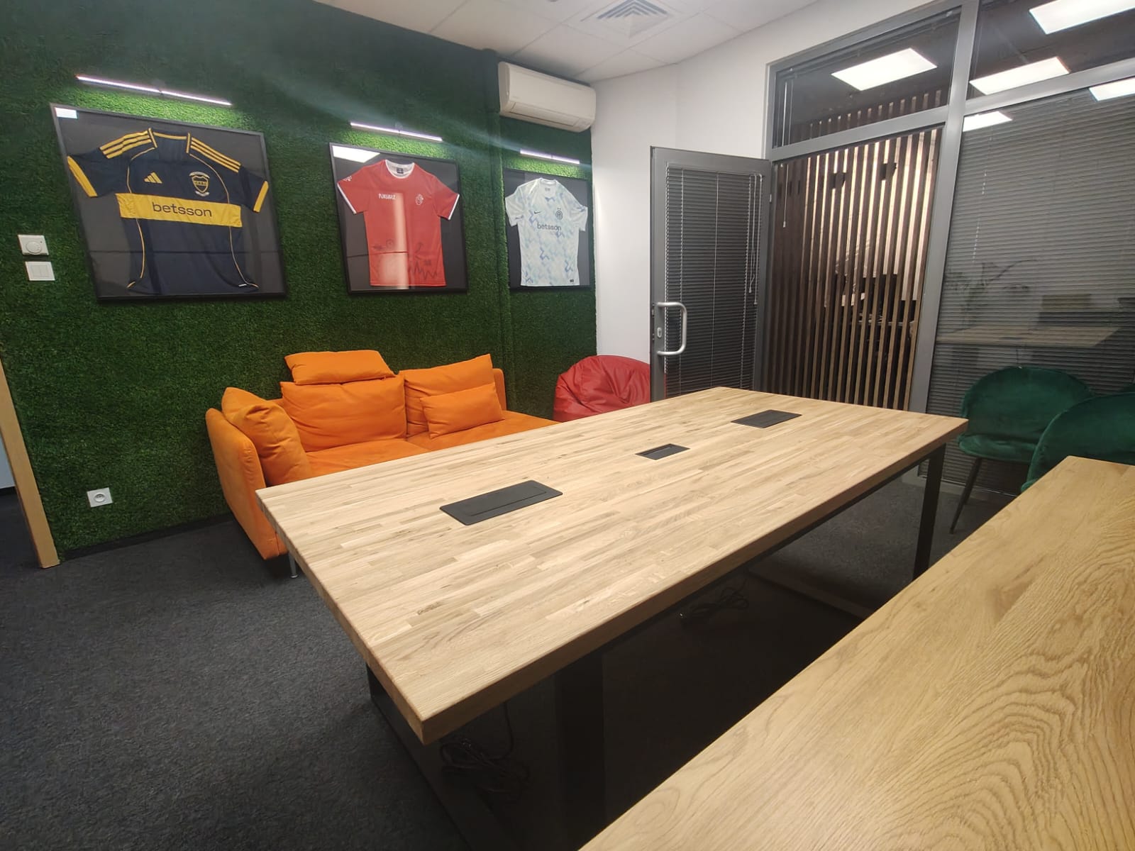 Image #1 from Ro Ga M