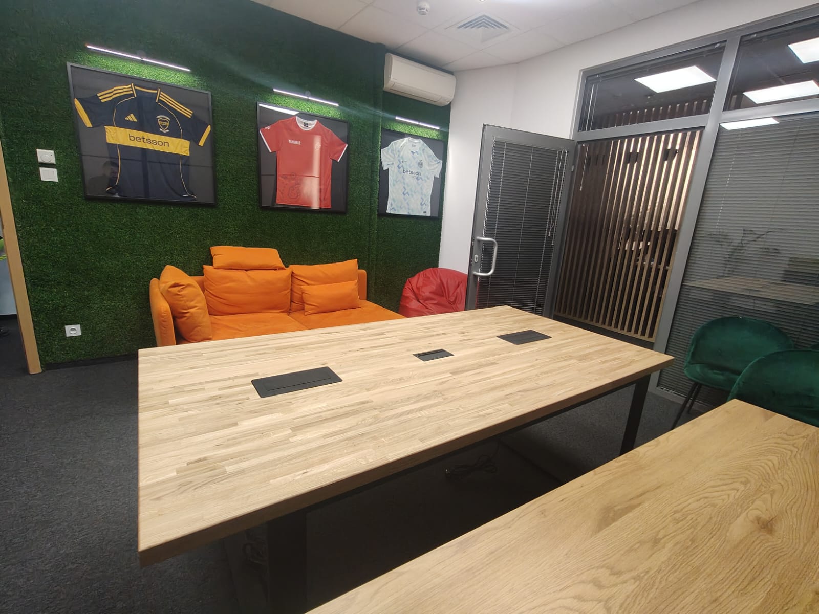 Image #2 from Ro Ga M