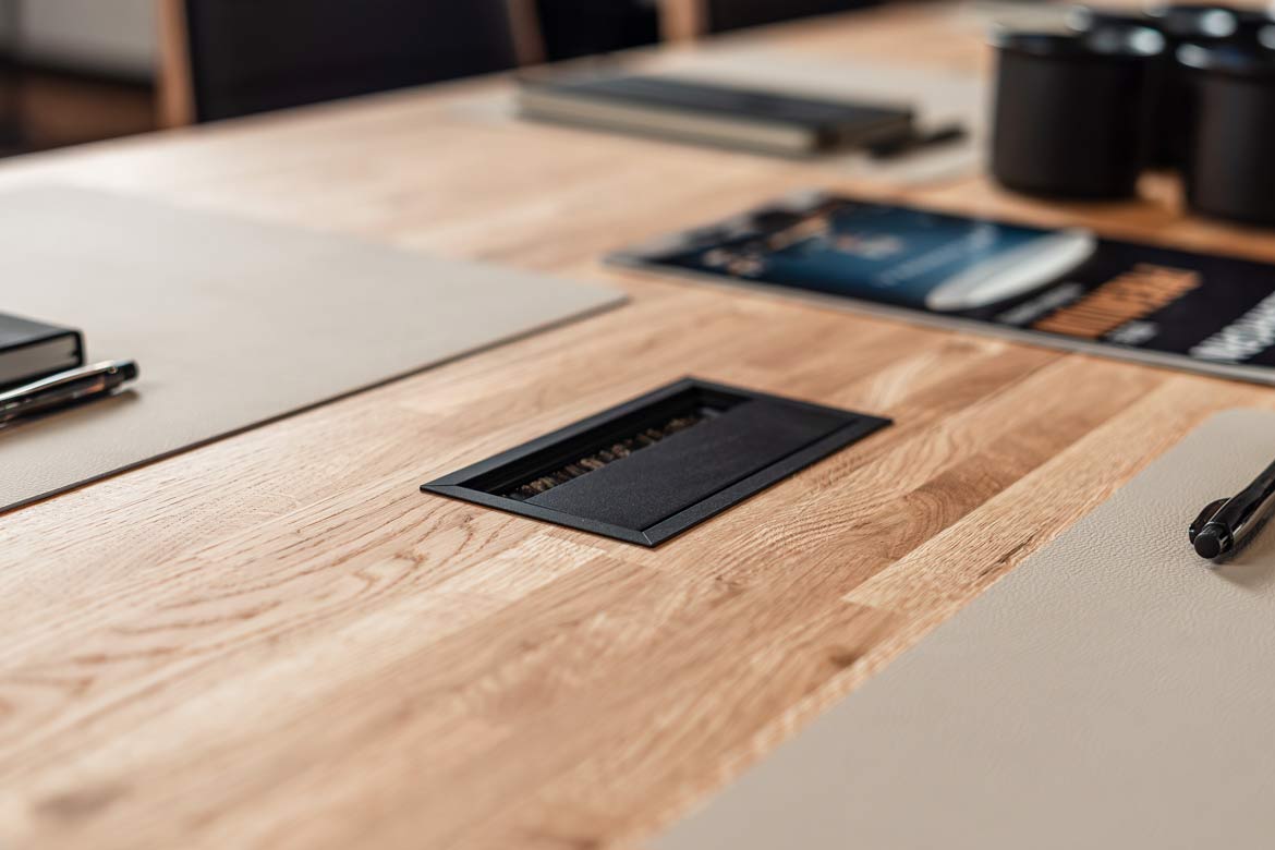 stol-konferencyjny-z-litego-drewna-debowego-do-sali-spotkan stół konferencyjny z litego drewna dębowego do sali spotkań