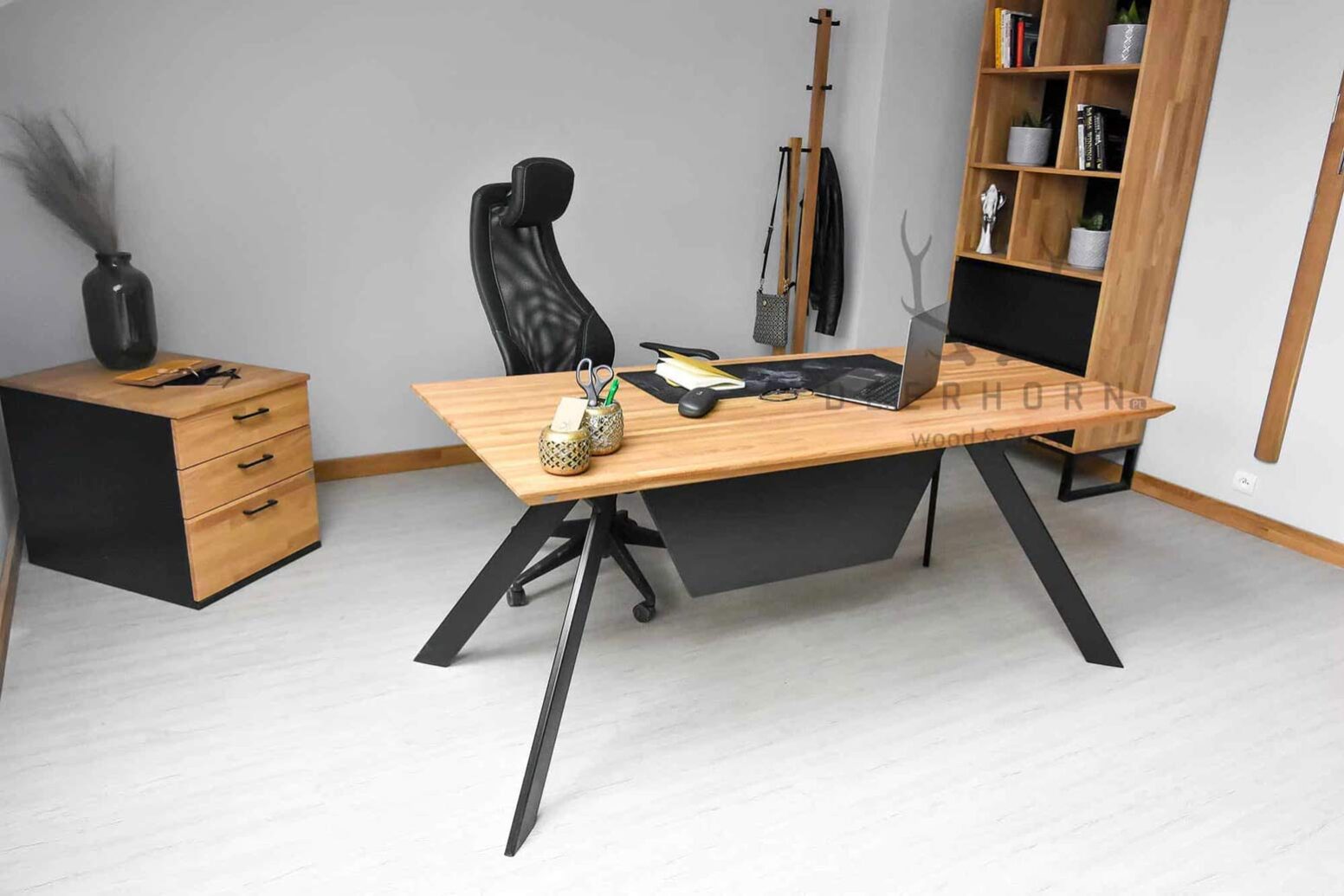 desk_for_modern_office desk for modern office