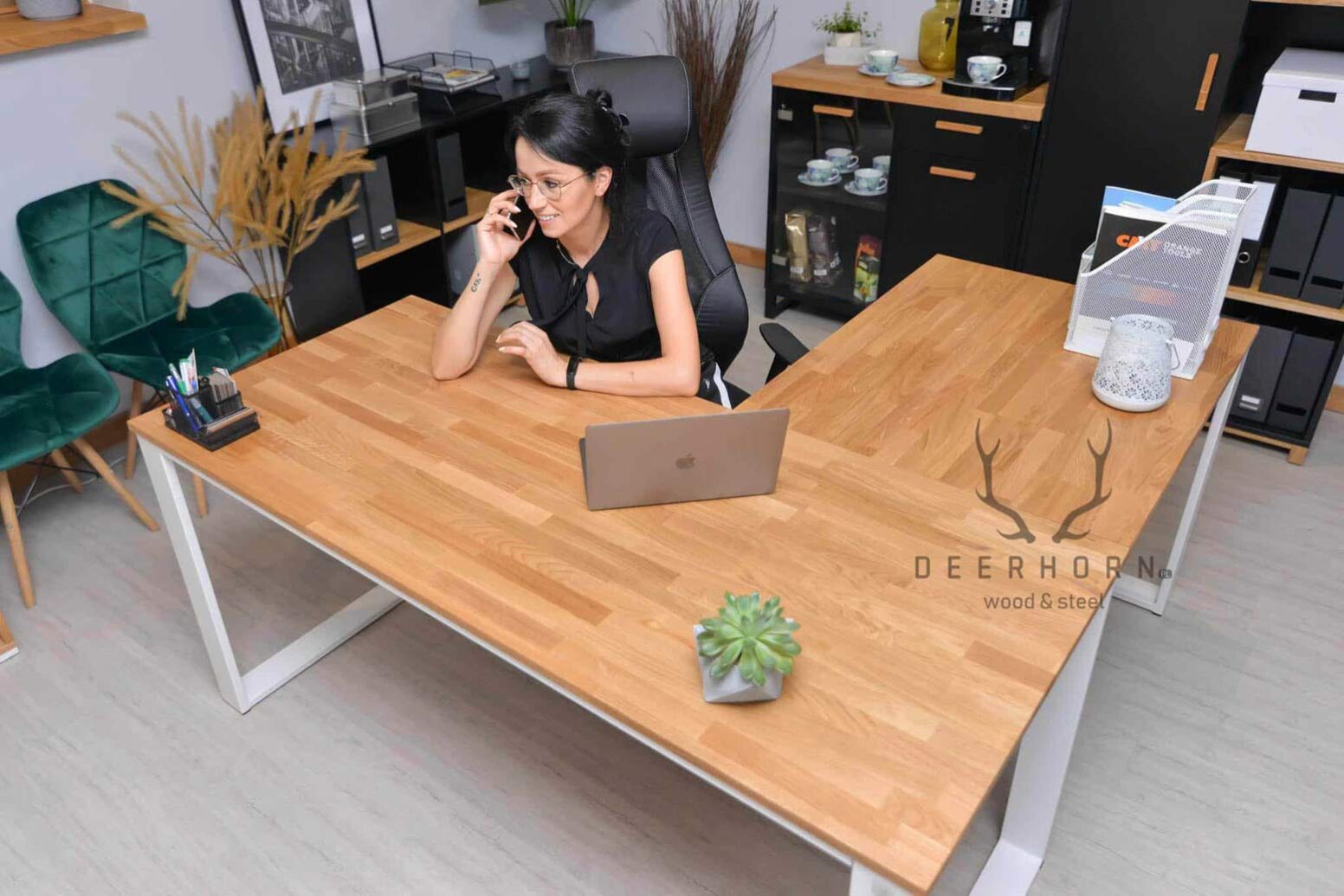 fashionable_desk_narrow trendy corner desk