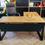 corner desk with covers