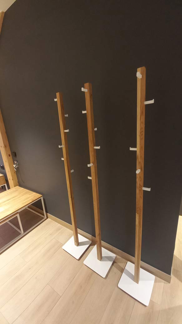 Image #1 from Renata