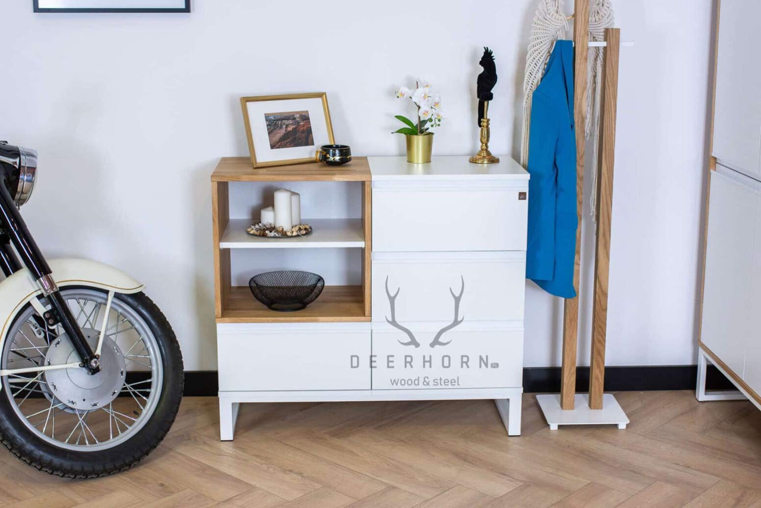 fashionable_white_commode fashionable white dresser