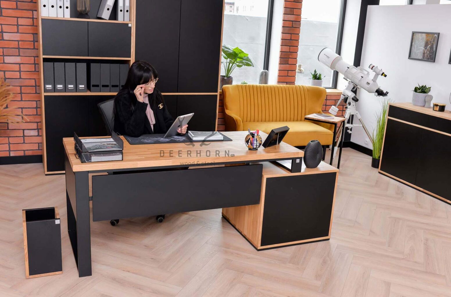 desk_cabinet cabinet desk