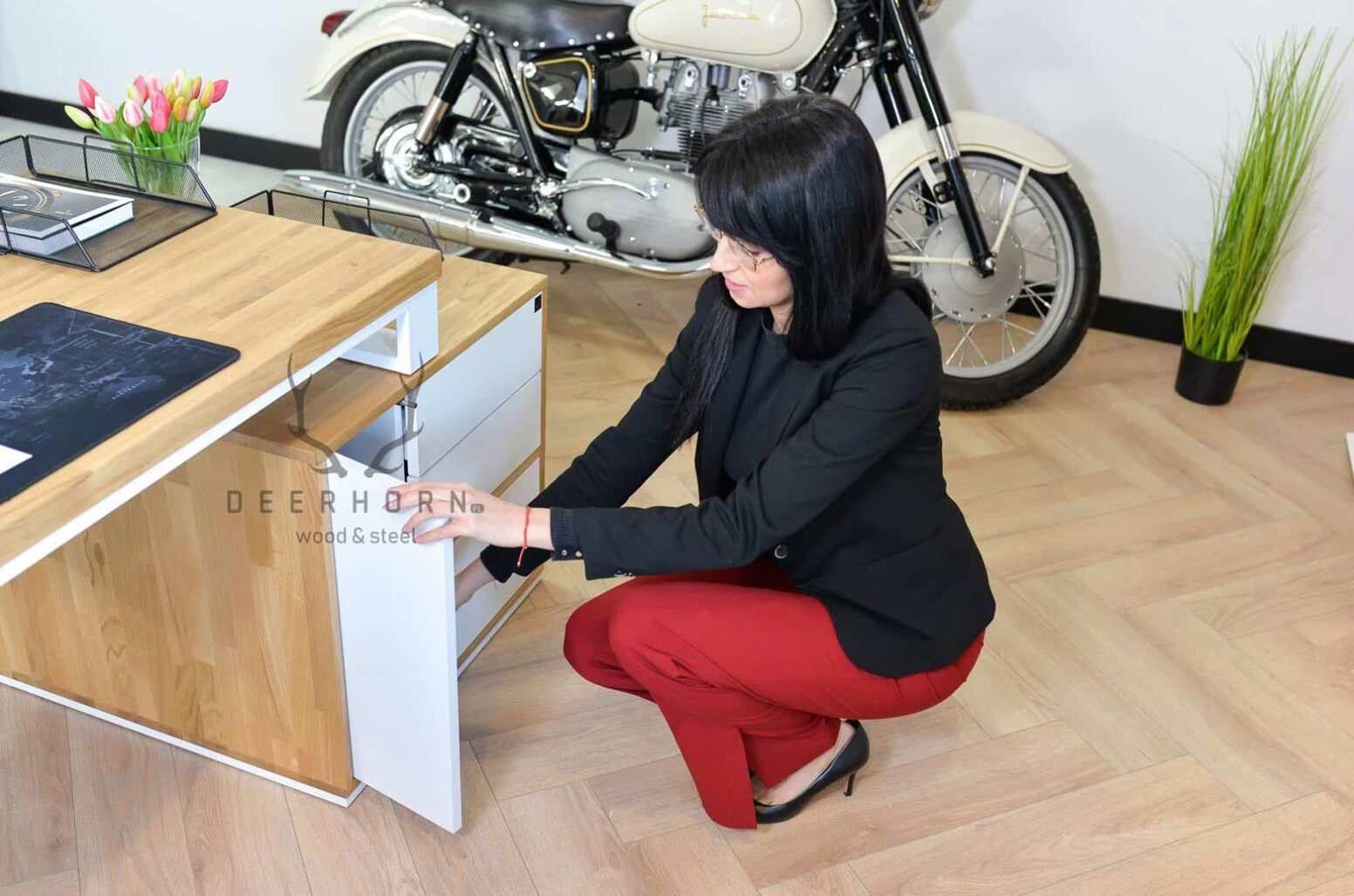 women's_white_desk women's white desk