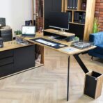 corner desk
