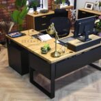 corner desk
