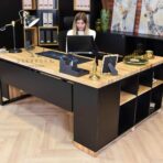 corner desk