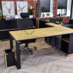 corner desk with wooden top