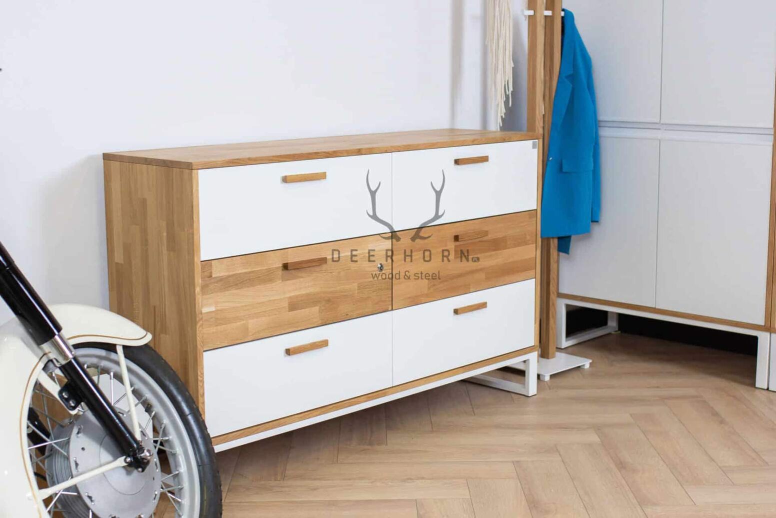 biala_komdoa_gabinet white cabinet dresser