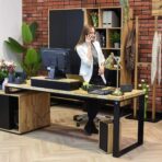 desk for the president