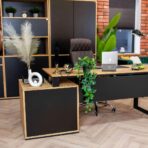 Deerhorn desk