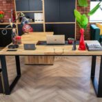 stable desk