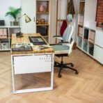 premium white desk