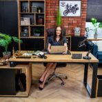 premium desk for office