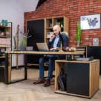 comfortable work desk