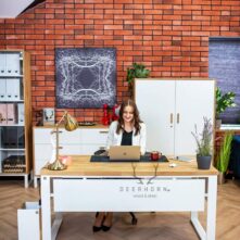 customized desk Poznan