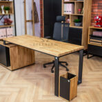 modern minimalist desk