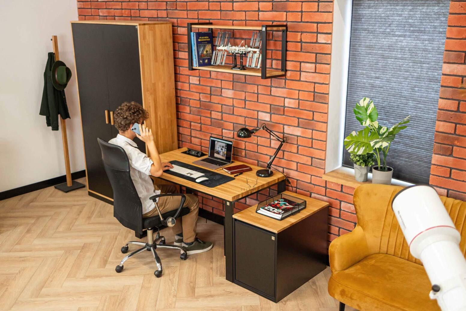 youth-furniture-black furniture for youth room