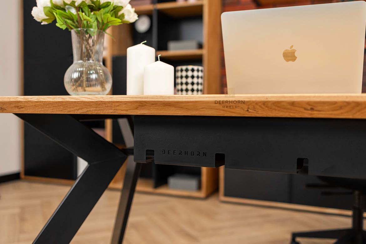 bezel-cable-desk wooden desk with accessories