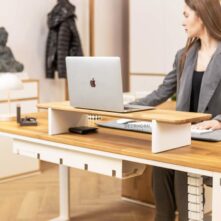 laptop stand white