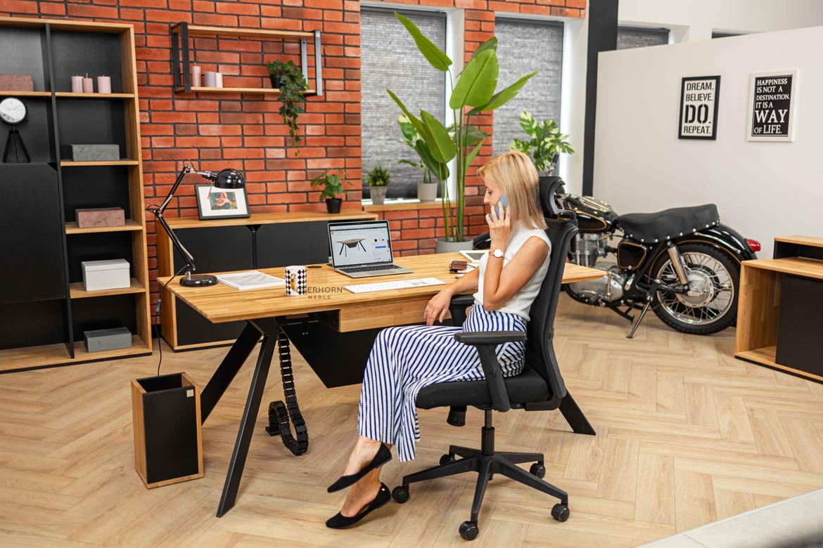 loft desk black
