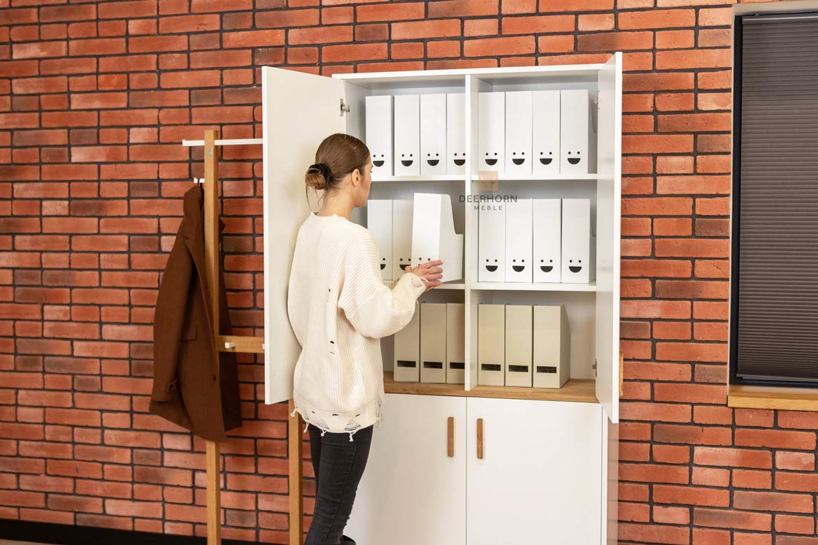 four-door opening closet