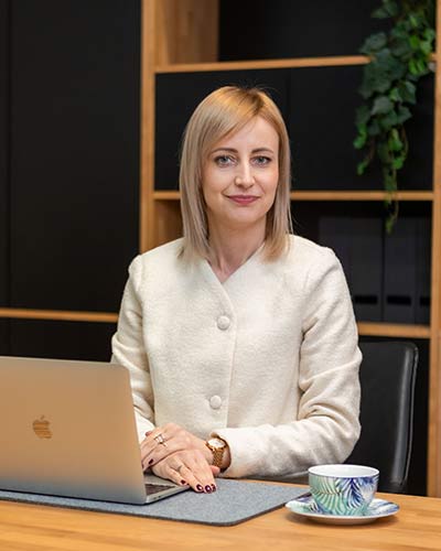 Ewelina Solak Deerhorn