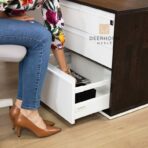 corner desk with drawers