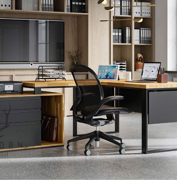 Corner desks