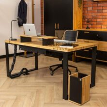 computer desk