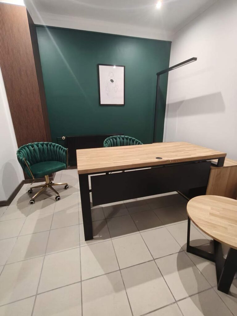 Elegant furniture for a lawyer’s office in Silesia
