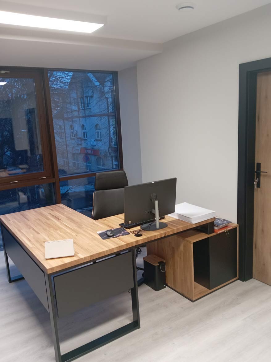 corner loft desk