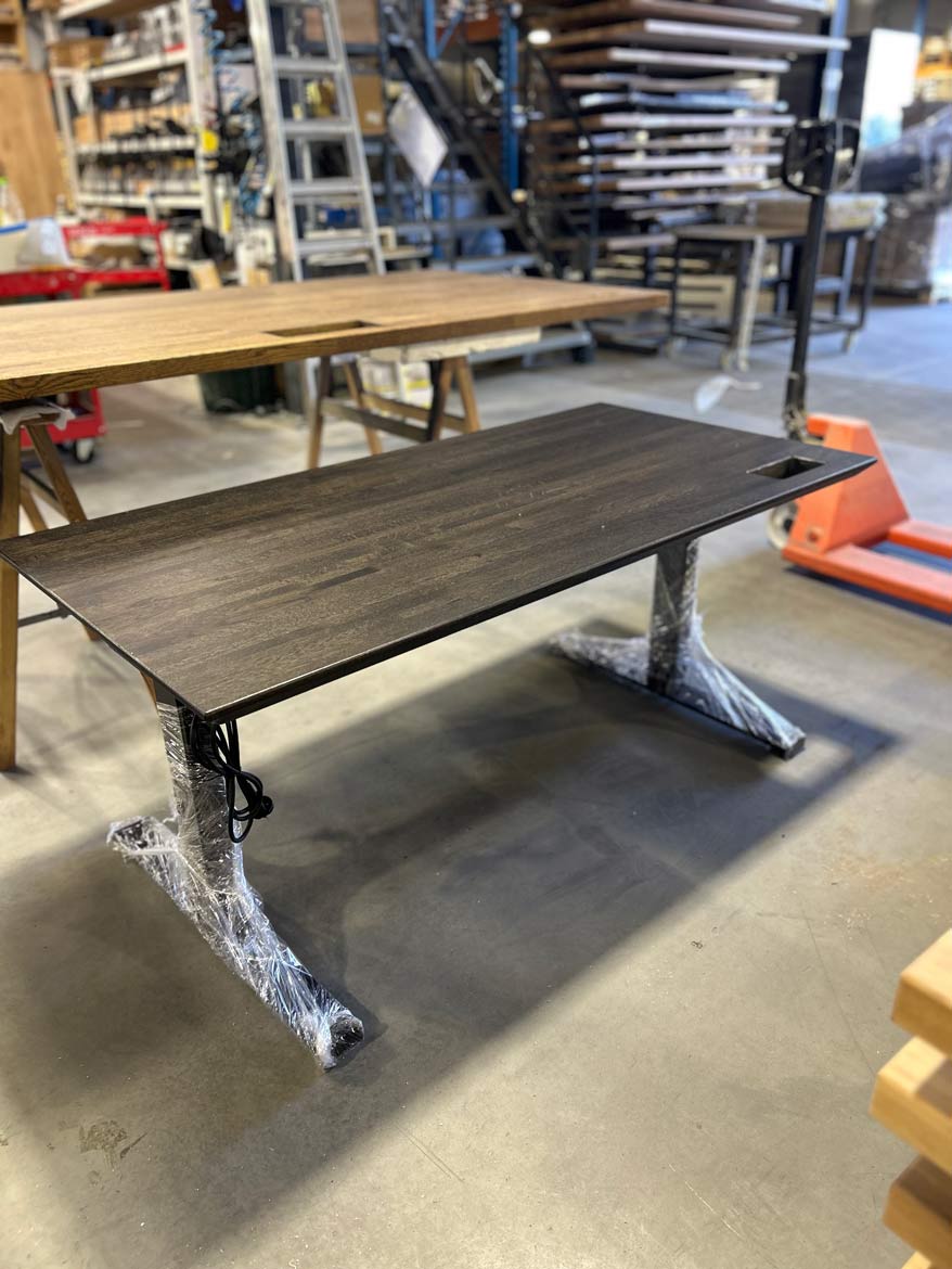 premium electric desk