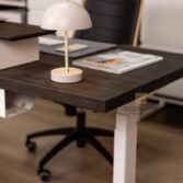 adjustable desk for sitting and standing work