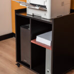elegancka szafka pod drukarkę na kółkach