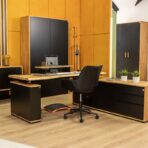 smart adjustable desk