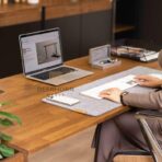 minimalist desk with lift