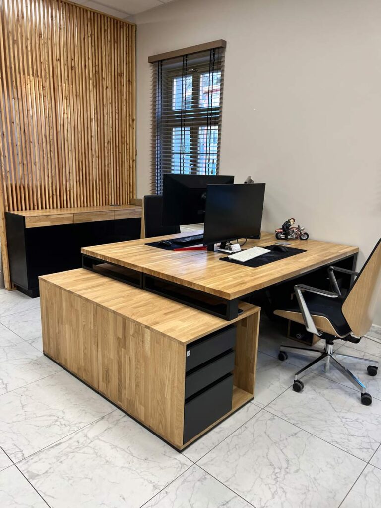 dual workstation