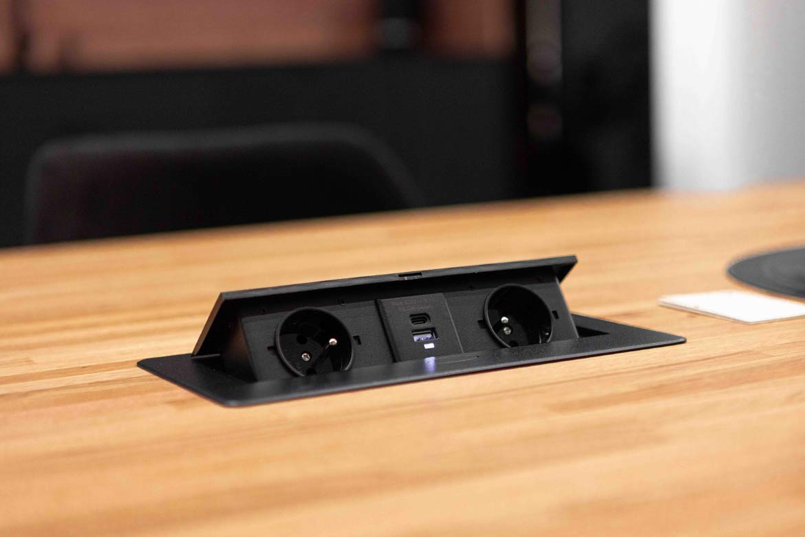 przedluzacz do stolu konferencyjnego