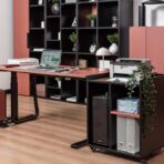 biurko z regulacją wysokości do ergonomicznej pracy