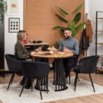 elegant dining table