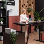 elektryczne biurko biurowe czarne