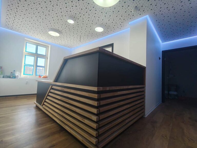 Receptionist for a dental practice in Germany