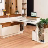 manager's desk